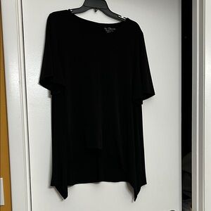 Chico's Black Short-Sleeve Asymmetric Tunic